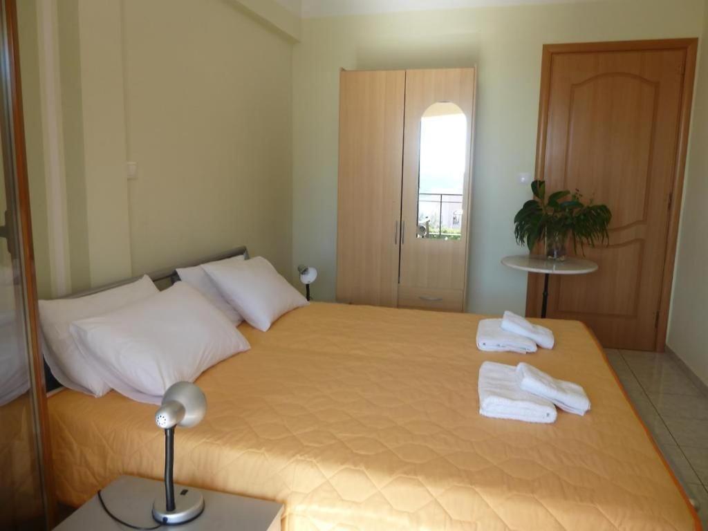 Anesis Apartments Agia Marina  Екстер'єр фото